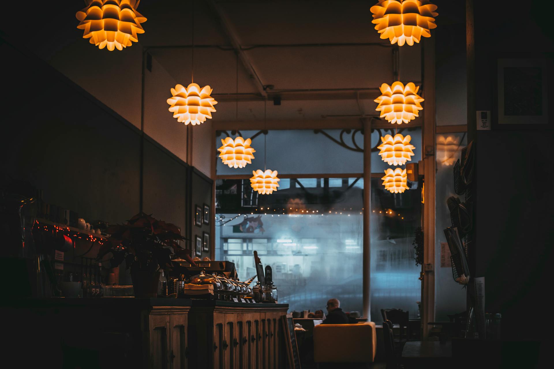 Gdzie zjeść w Poddąbiu? Sprawdzone restauracje i bary